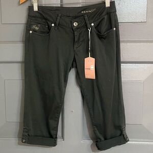 Denim&Co Women's Stylish Black Cropped Pants